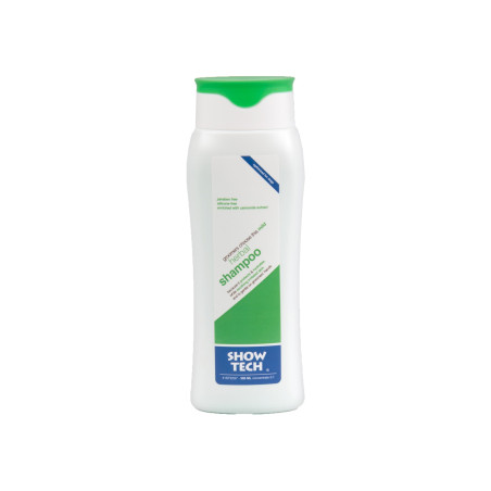 Show Tech Herbal Shampoo – Bylinný šampon s heřmánkem pro psy 300 ml / 5 L
