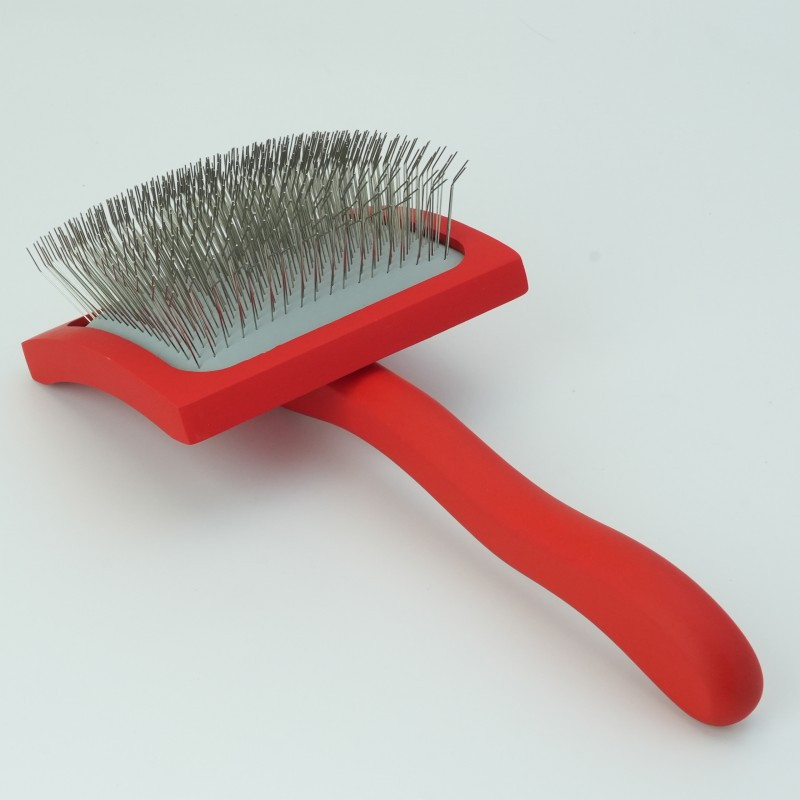 Brosse slicker tailles M et L