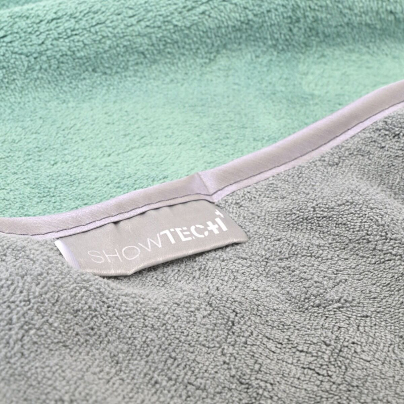 Полотенце Show Tech Coral Fleece для собак и кошек 90 × 56 см двух цветов Candy Pink и Desert Sage