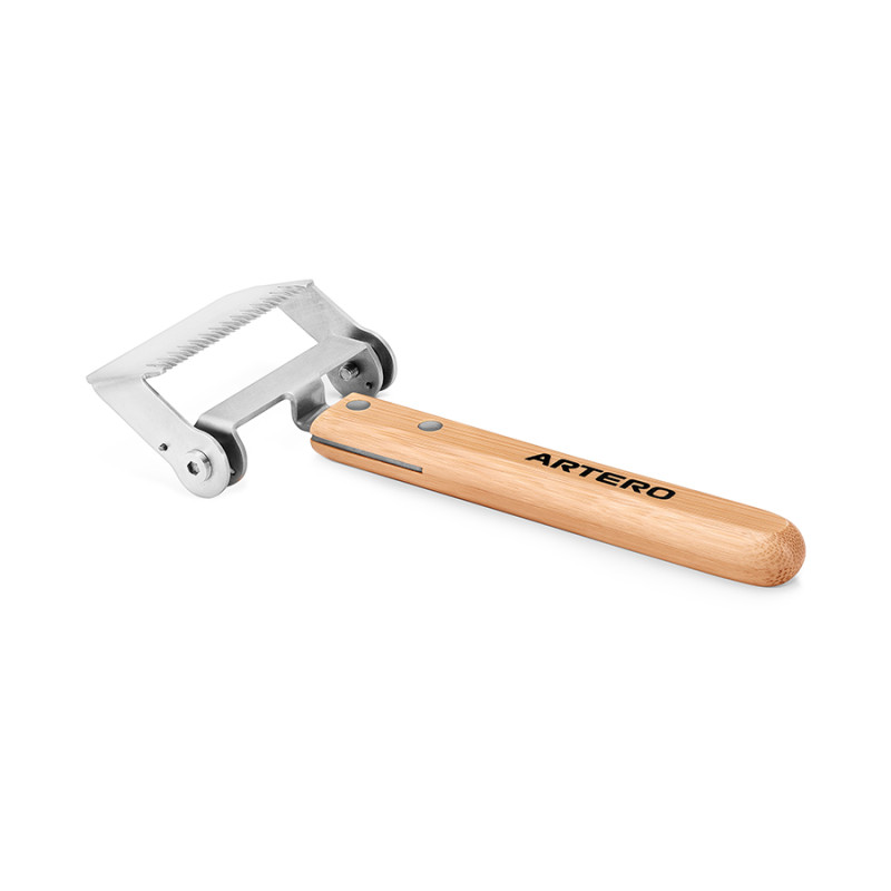 Artero Zeus P994 professional flexible undercoat rake for dogs